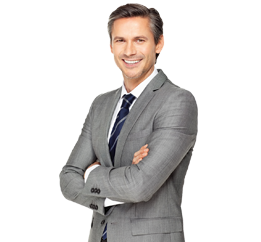 Un ejecutivo sonriendo