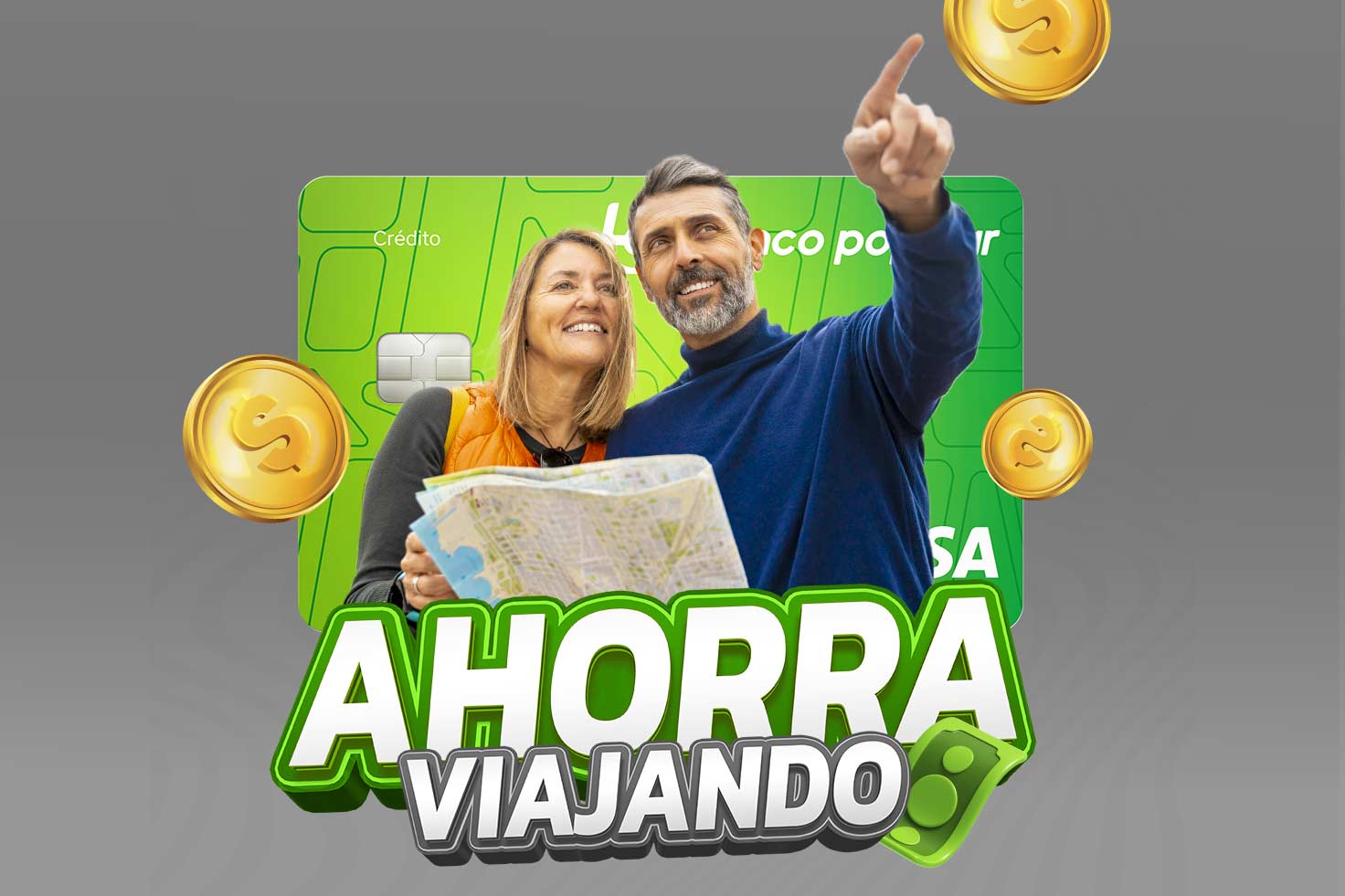 Hombre y mujer sonrientes con un mapa en las manos