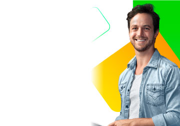 Hombre feliz abriendo su Cuenta de Ahorros desde la página del Banco Popular