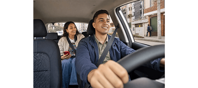 Servicio de yango en carro con conductor