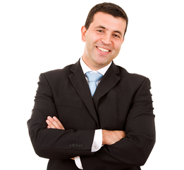 Un político de traje negro sonriendo